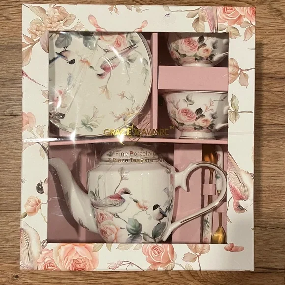 Grace 7 Piece Teaware Set Fine Porcelain Spring Flowers With Hummingbird - Picture 2 of 7